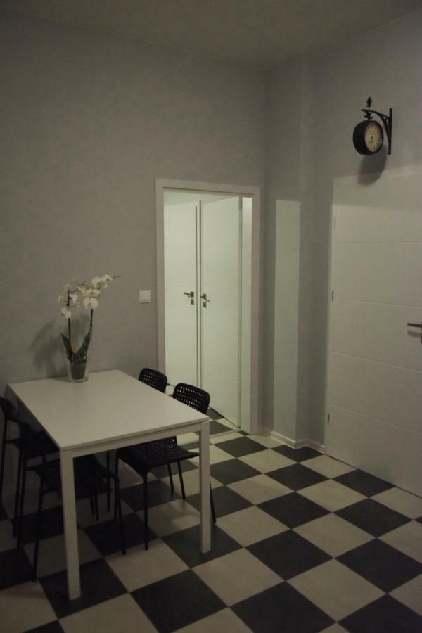 Хостел Loft Вроцлав Екстер'єр фото